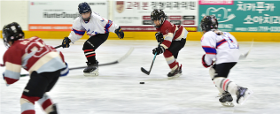 갤러리 이미지대구일보_‘제7회 대구광역시장배 국제 유소년 아이스하키대회’ 성황리에 막 내려..