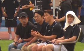 갤러리 이미지황희찬과 을샘 