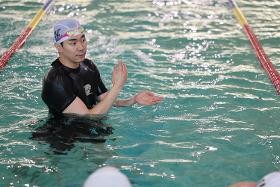 갤러리 이미지2025-11-04 수영교정반(오후, 양정두) 수업 모습