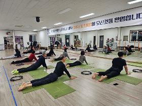 갤러리 이미지제주스포츠클럽 요가 운영사진