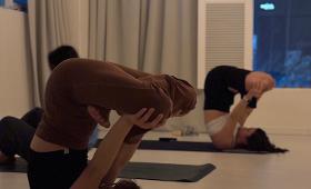 갤러리 이미지몸숨맘요가 수련(우르드바파드마사나 수련))