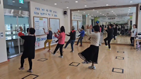 갤러리 이미지대회준비를 위해 열심히 운동하시는 시니어 건강체조반 입니다. 
