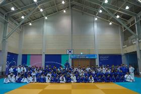 갤러리 이미지유도 전문선수반 전지훈련 참가